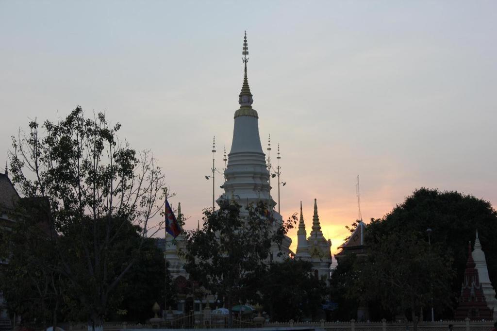Casa Boutique Hotel Phnom Penh Exterior photo