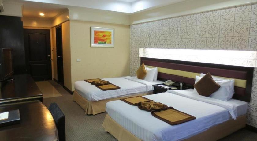 Casa Boutique Hotel Phnom Penh Exterior photo