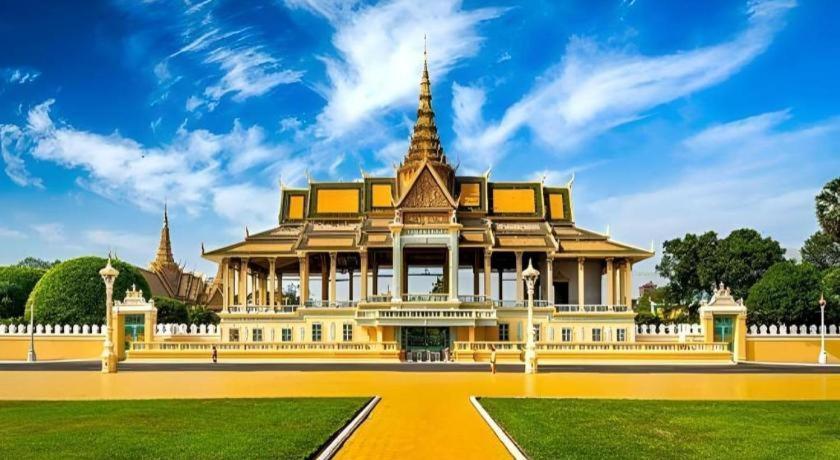 Casa Boutique Hotel Phnom Penh Exterior photo